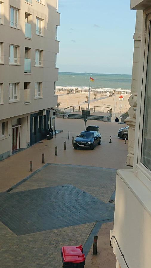 Studio Direct Aan Het Hoofdstrand Van Oostende - Naast Casino Apartment Bagian luar foto